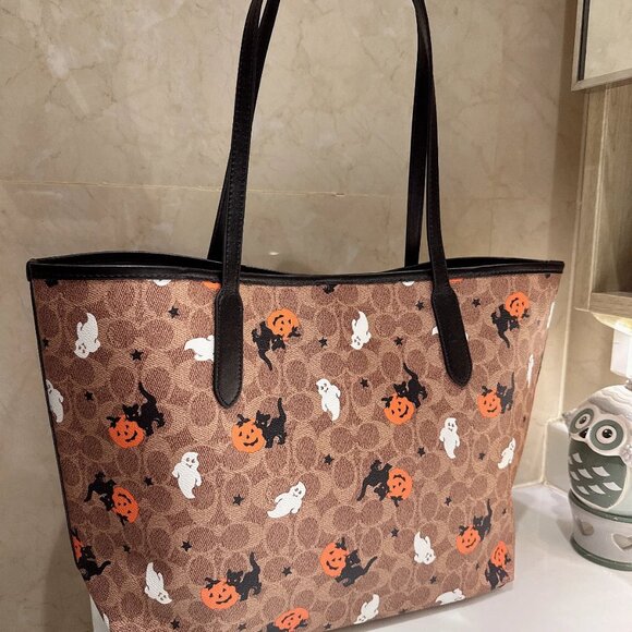 Coach City Tote In Signature Canvas With Halloween Print - Picture 3 of 5